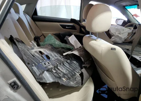 2015 Nissan Altima 2.5 from USA, damaged, VIN 1N4AL3AP7FN333984